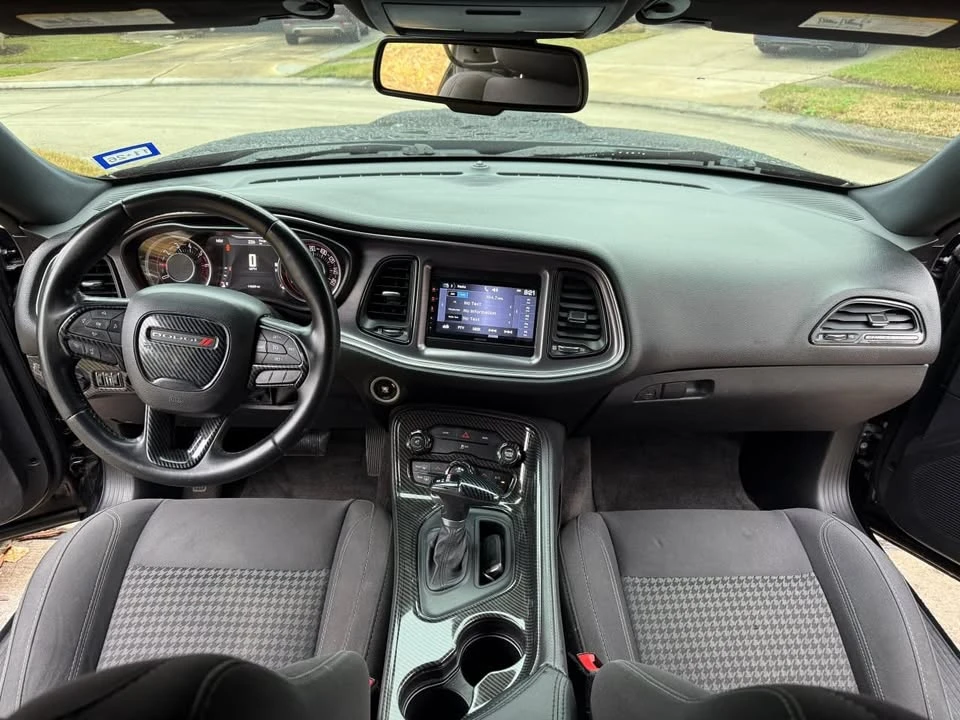 2015 Dodge Challenger 3rd Gen - Image 10 of 11