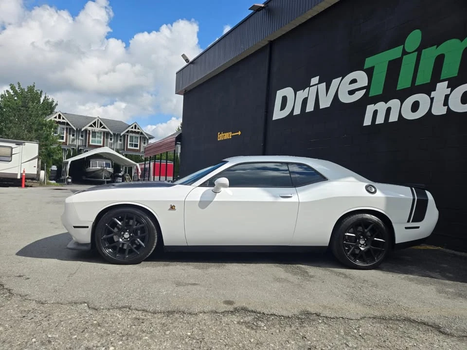 2015 Dodge Challenger SRT8 & 392 3rd Gen - Image 4 of 15