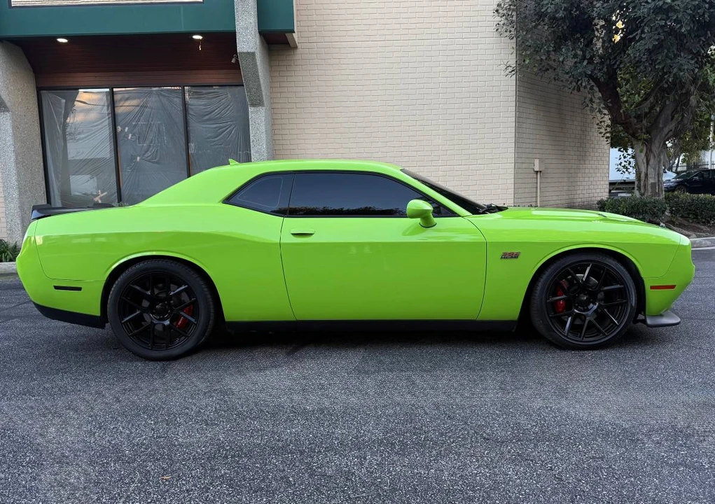 2015 Dodge Challenger SRT8 & 392 3rd Gen - Image 9 of 15