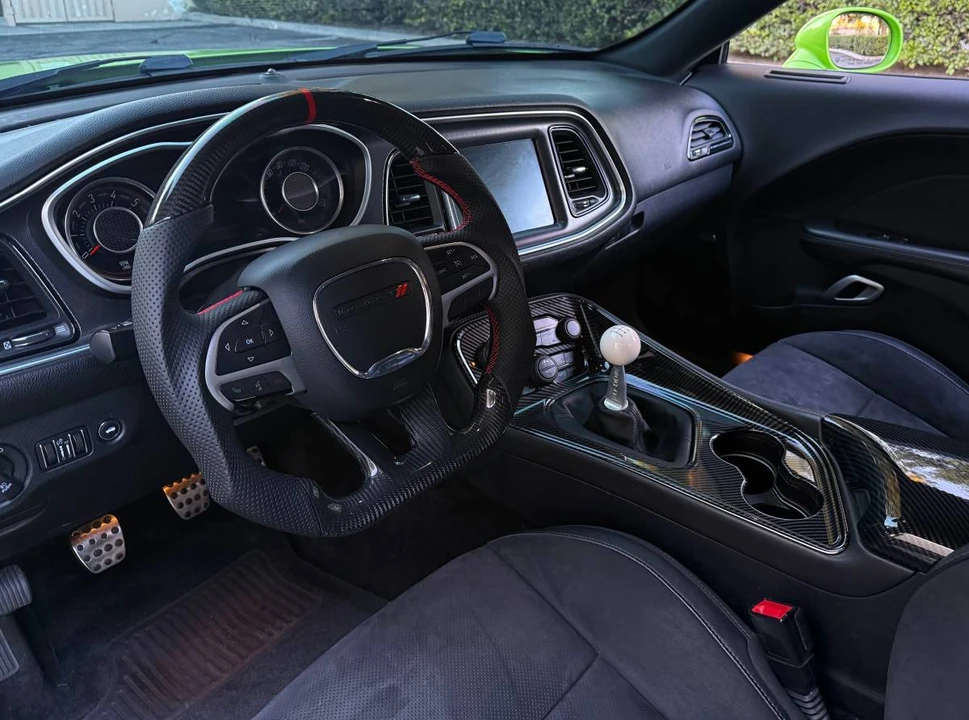 2015 Dodge Challenger SRT8 & 392 3rd Gen - Image 13 of 17