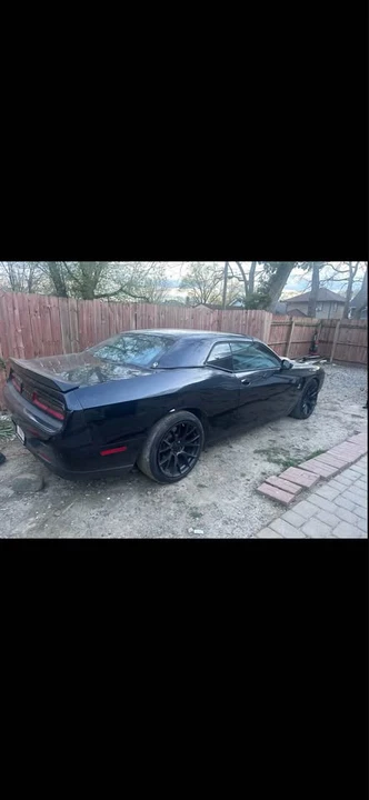 2015 Dodge Challenger SRT8 & 392 3rd Gen - Image 4 of 9
