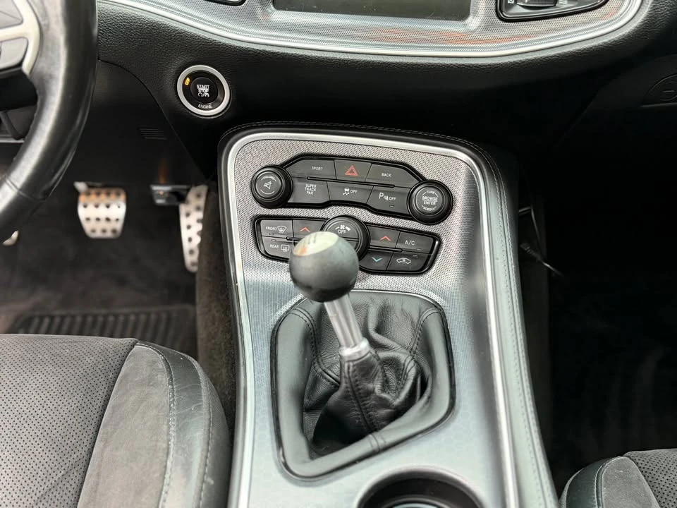 2015 Dodge Challenger SRT8 & 392 3rd Gen - Image 17 of 20
