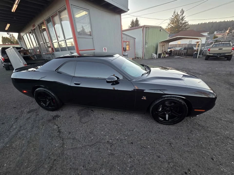 2015 Dodge Challenger SRT8 & 392 3rd Gen - Image 5 of 15
