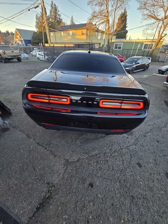 2015 Dodge Challenger SRT8 & 392 3rd Gen - Image 7 of 15