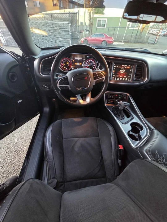 2015 Dodge Challenger SRT8 & 392 3rd Gen - Image 10 of 15