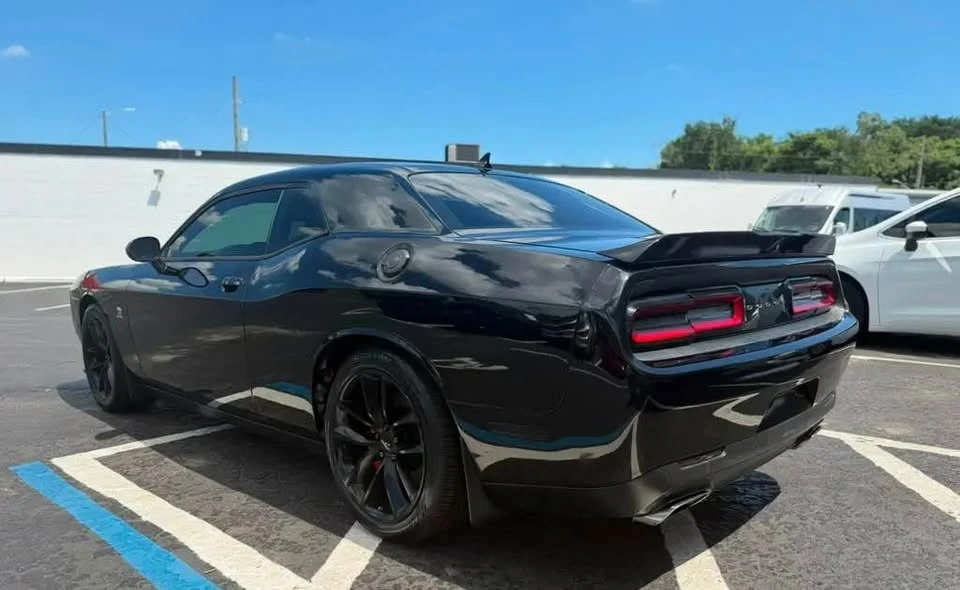 2015 Dodge Challenger SRT8 & 392 3rd Gen - Image 4 of 9