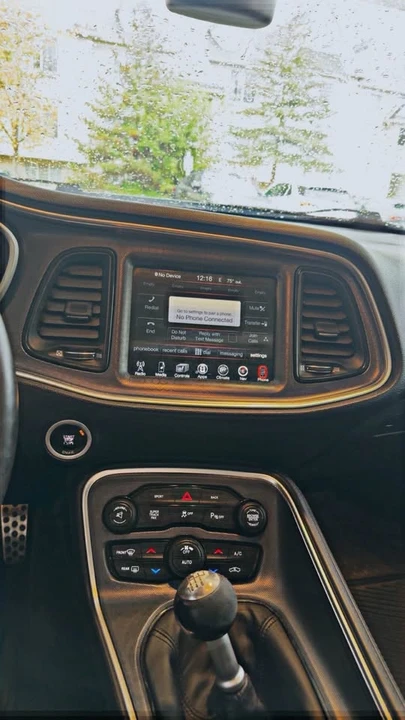 2015 Dodge Challenger SRT8 & 392 3rd Gen - Image 12 of 20