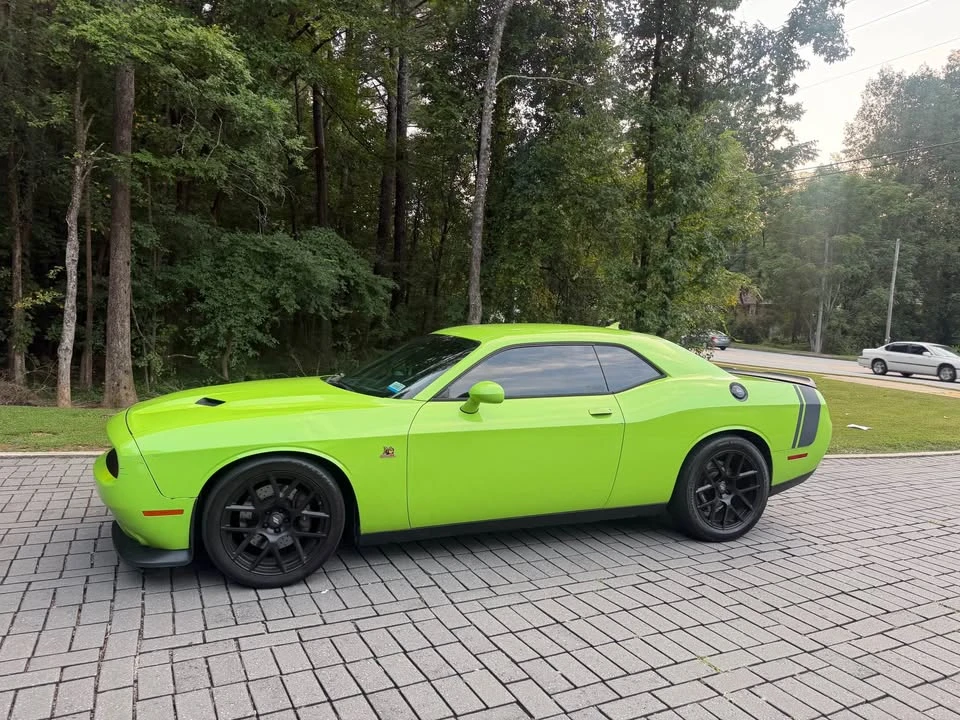 2015 Dodge Challenger SRT8 & 392 3rd Gen - Image 2 of 18