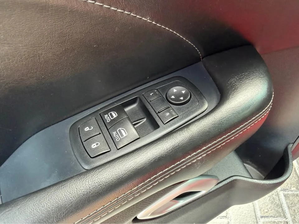 2015 Dodge Challenger SRT8 & 392 3rd Gen - Image 14 of 20