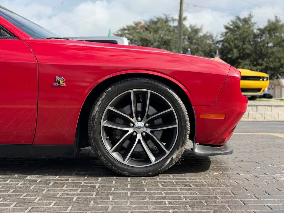 2015 Dodge Challenger SRT8 & 392 3rd Gen - Image 4 of 20