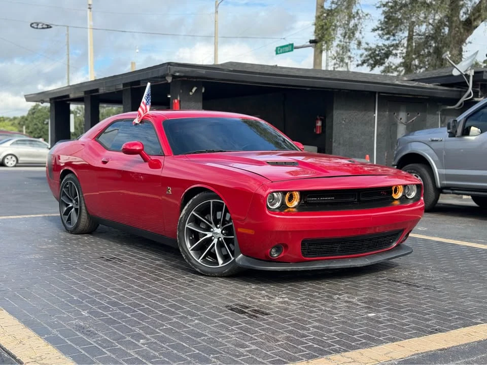 2015 Dodge Challenger SRT8 & 392 3rd Gen - Image 3 of 20