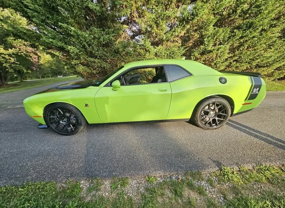 2015 Dodge Challenger SRT8 & 392 3rd Gen - Image 2 of 16