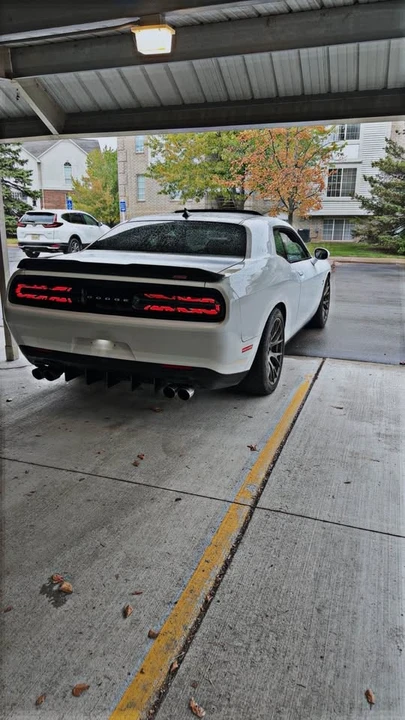 2015 Dodge Challenger SRT8 & 392 3rd Gen - Image 6 of 20