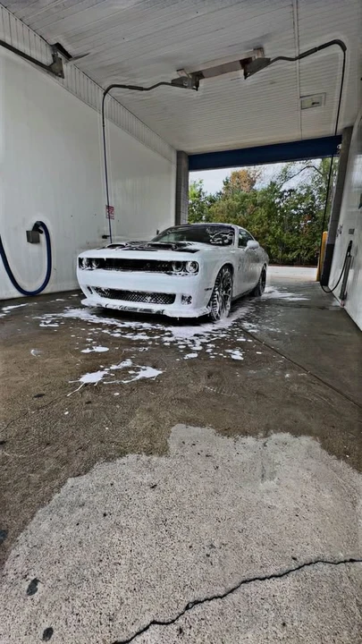 2015 Dodge Challenger SRT8 & 392 3rd Gen - Image 4 of 20