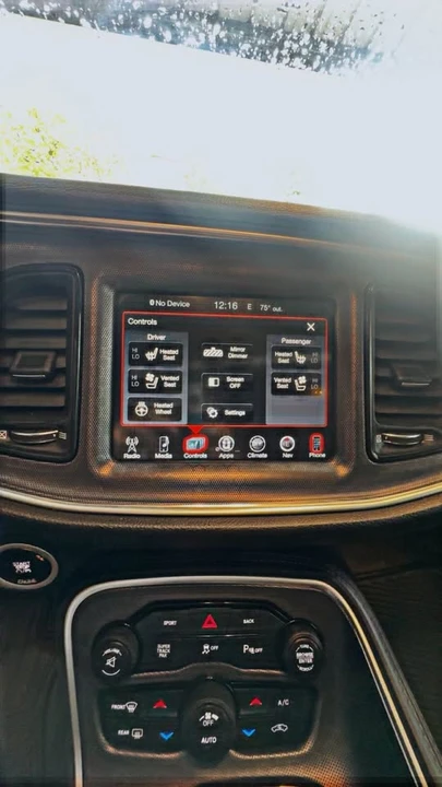 2015 Dodge Challenger SRT8 & 392 3rd Gen - Image 11 of 20