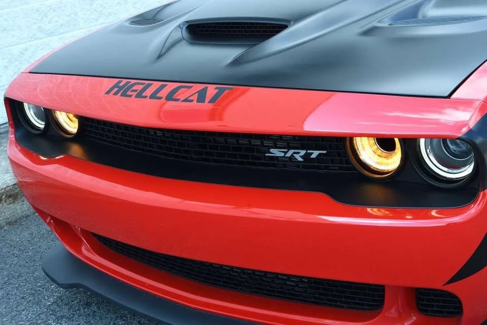 2015 Dodge Challenger SRT Hellcat 3rd Gen - Image 6 of 20