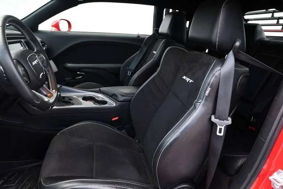 2015 Dodge Challenger SRT Hellcat 3rd Gen - Image 16 of 20
