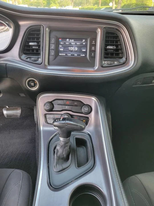 2015 Dodge Challenger 3rd Gen - Image 17 of 24