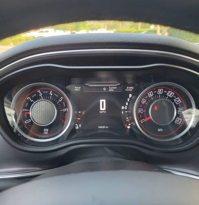 2015 Dodge Challenger 3rd Gen - Image 14 of 24