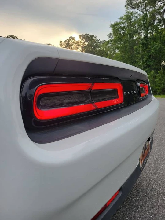 2015 Dodge Challenger 3rd Gen - Image 11 of 24