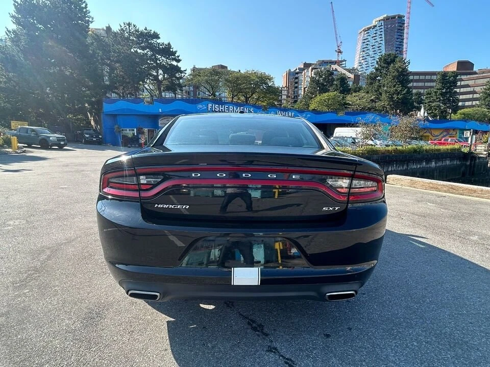 2015 Dodge Charger 7th Gen - Image 4 of 15