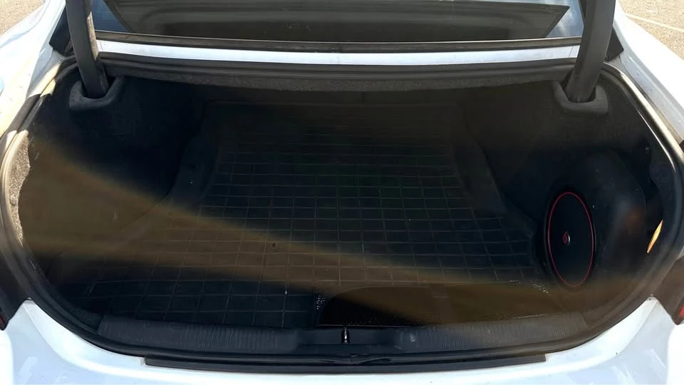 2015 Dodge Charger 7th Gen - Image 10 of 11