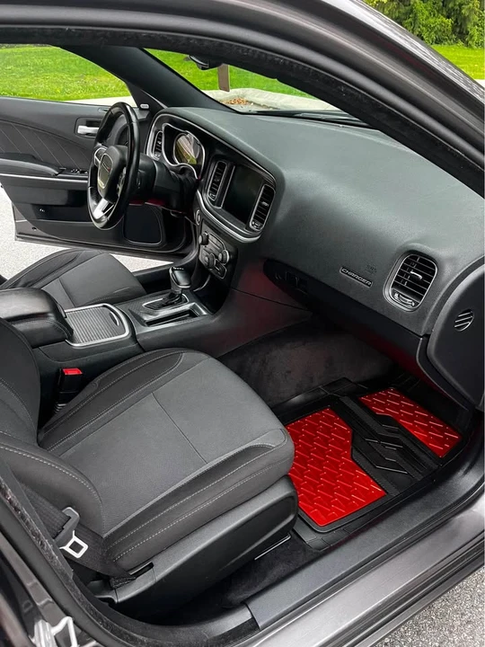 2015 Dodge Charger 7th Gen - Image 9 of 15