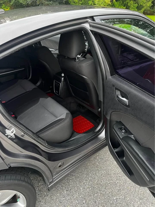 2015 Dodge Charger 7th Gen - Image 11 of 15