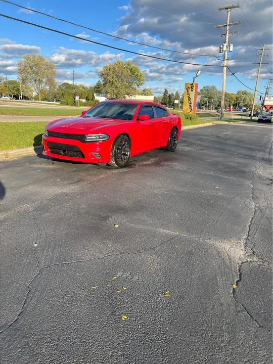 2015 Dodge Charger 7th Gen - Image 3 of 17