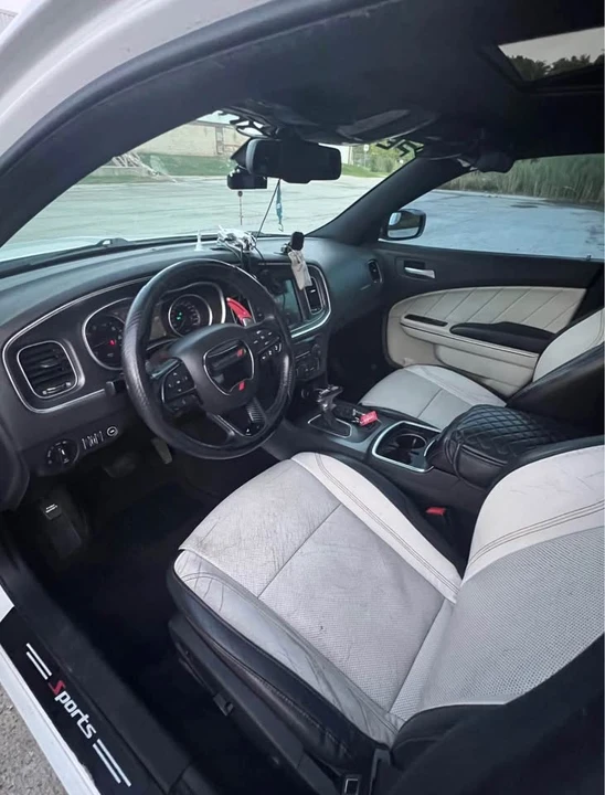 2015 Dodge Charger 7th Gen - Image 10 of 18