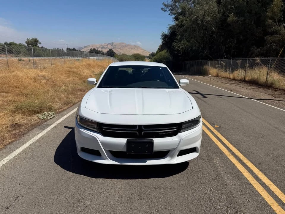 2015 Dodge Charger 7th Gen - Image 4 of 9