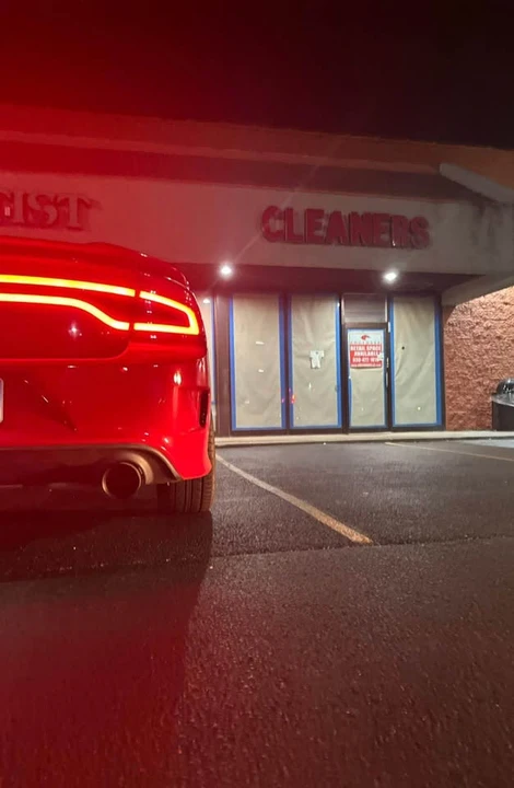 2015 Dodge Charger 7th Gen - Image 17 of 17