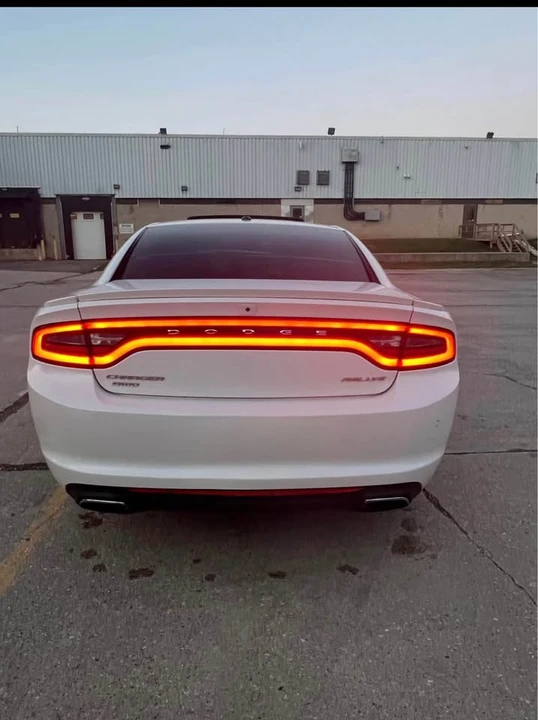 2015 Dodge Charger 7th Gen - Image 6 of 18