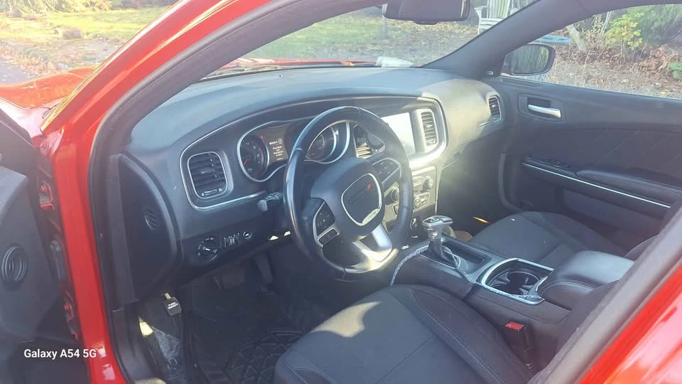 2015 Dodge Charger 7th Gen - Image 6 of 9