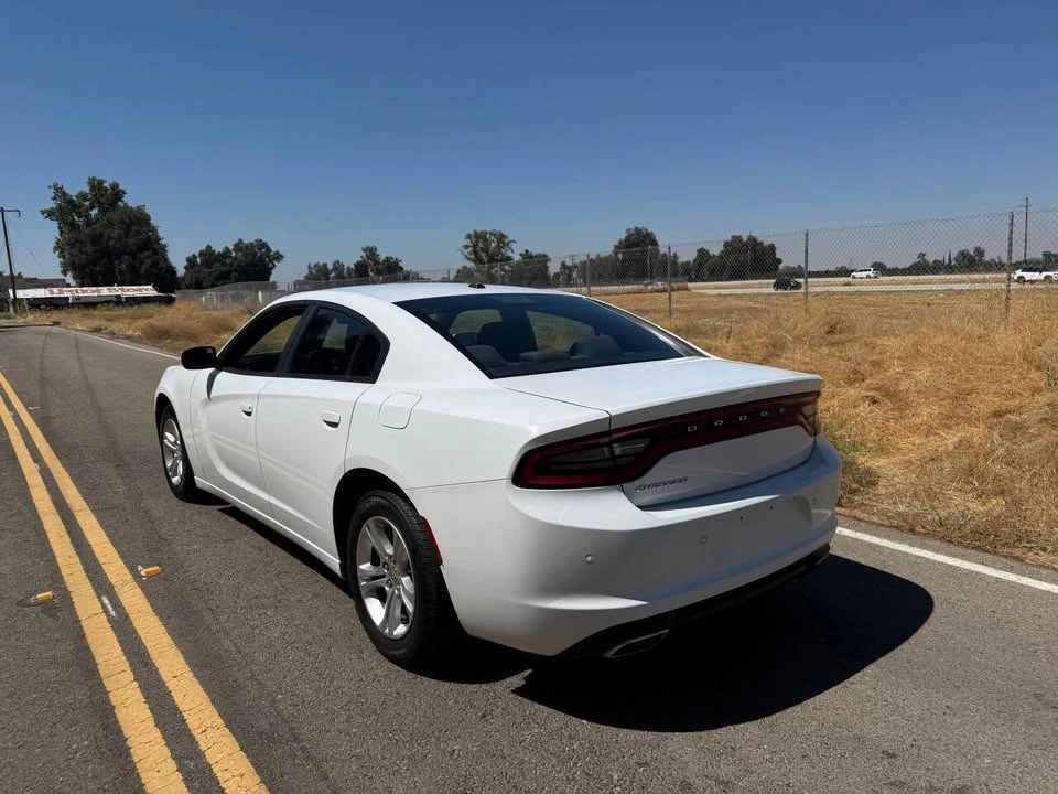 2015 Dodge Charger 7th Gen - Image 6 of 9