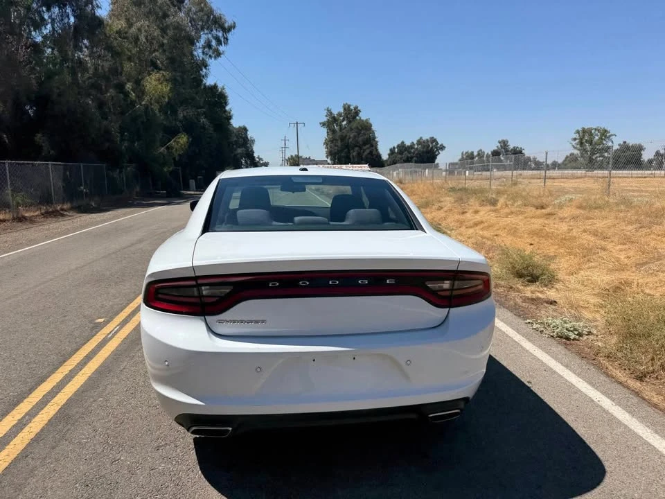 2015 Dodge Charger 7th Gen - Image 5 of 9