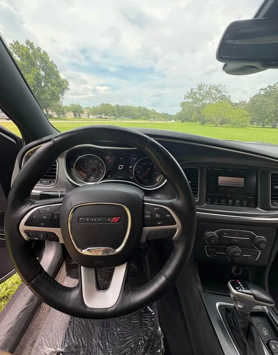 2015 Dodge Charger 7th Gen - Image 10 of 11