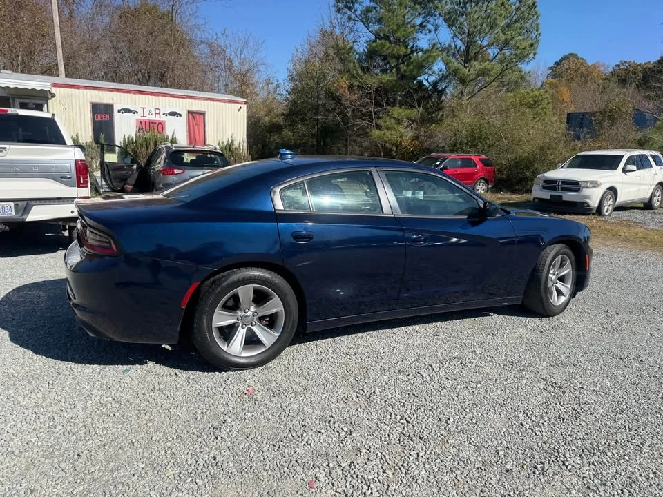 2015 Dodge Charger 7th Gen - Image 5 of 16