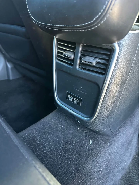 2015 Dodge Charger 7th Gen - Image 2 of 16