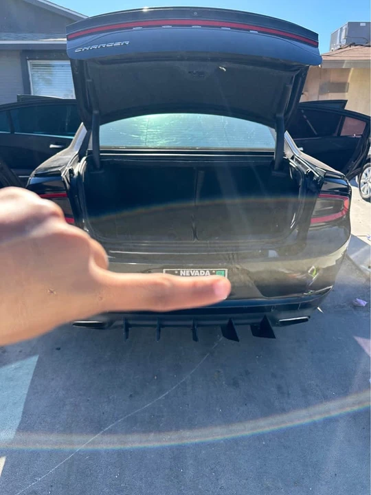2015 Dodge Charger 7th Gen - Image 16 of 16