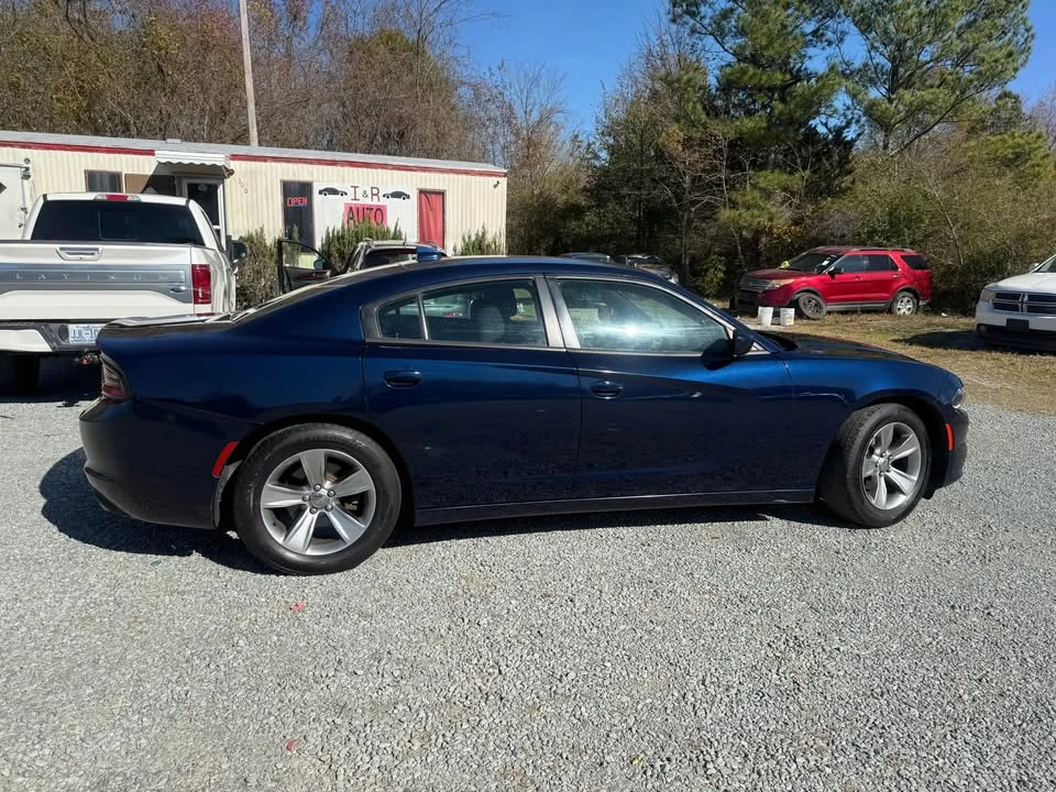 2015 Dodge Charger 7th Gen - Image 2 of 16