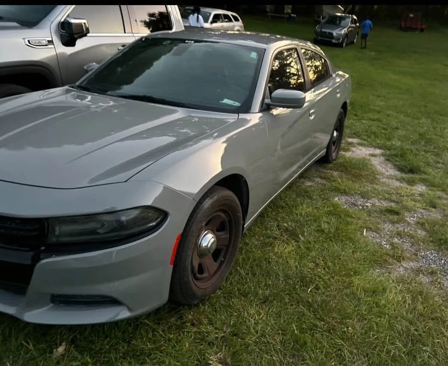 2015 Dodge Charger 7th Gen - Image 2 of 4