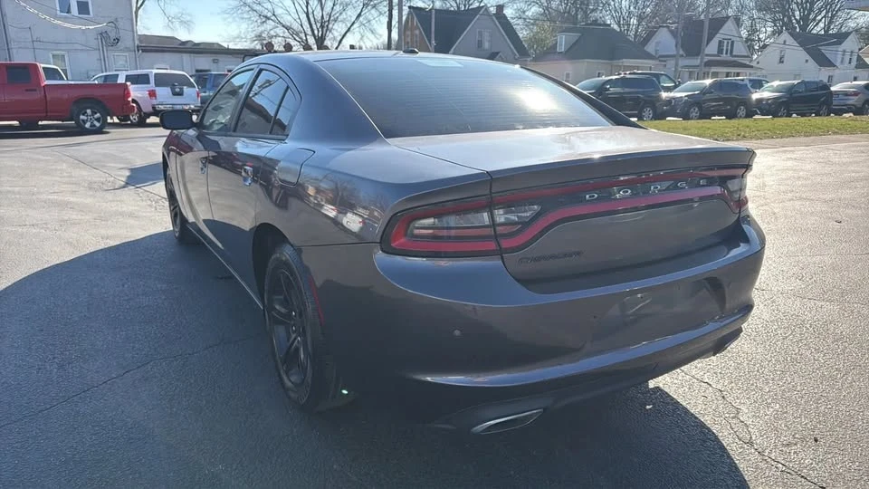 2015 Dodge Charger 7th Gen - Image 5 of 10