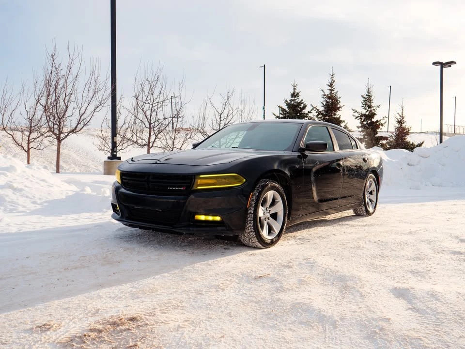 2015 Dodge Charger 7th Gen - Image 2 of 14