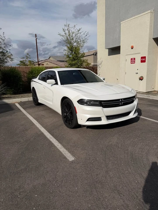 2015 Dodge Charger 7th Gen - Image 2 of 10