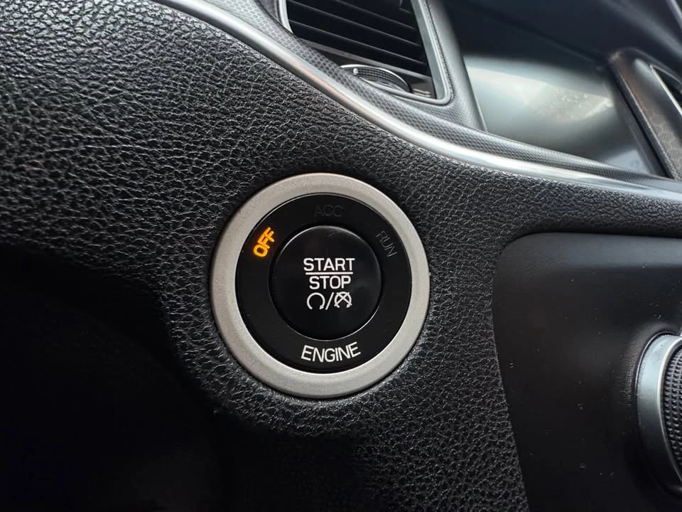 2015 Dodge Charger 7th Gen - Image 17 of 20