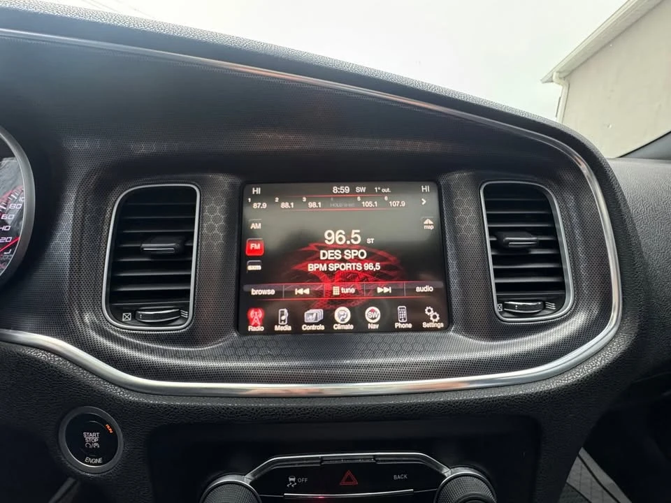 2015 Dodge Charger 7th Gen - Image 18 of 20