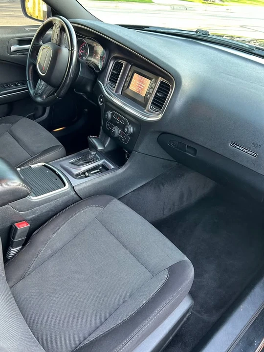 2015 Dodge Charger 7th Gen - Image 10 of 20
