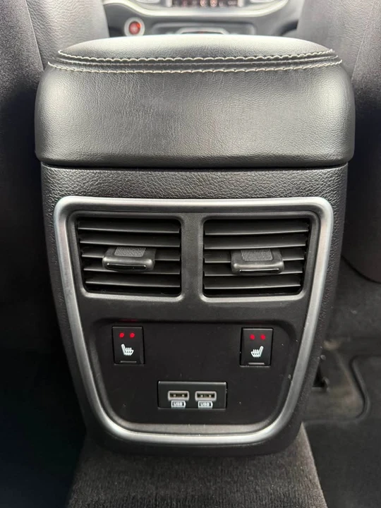 2015 Dodge Charger 7th Gen - Image 12 of 20