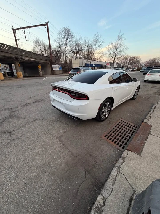 2015 Dodge Charger 7th Gen - Image 6 of 16